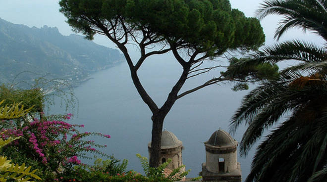 21187450-ravello+simbolo.jpg