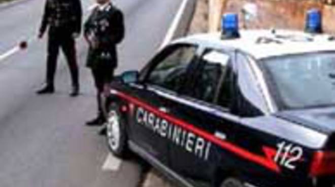 carabinieri-19020338.jpg