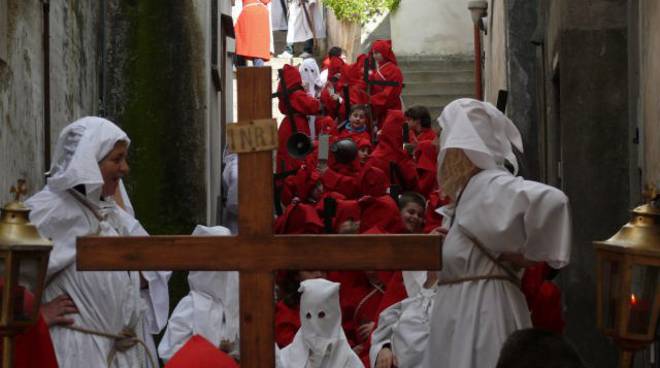 positano-processione-venerdi-santo.jpg