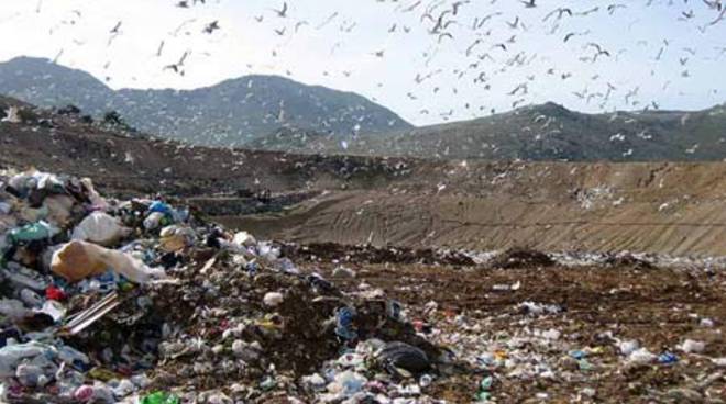 cava-de-tirreni-ancora-una-discarica-a-cielo-aperto.jpg