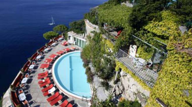 dal-sole-24-ore-un-riconoscimento-a-hotel-san-pietro-positano.jpg