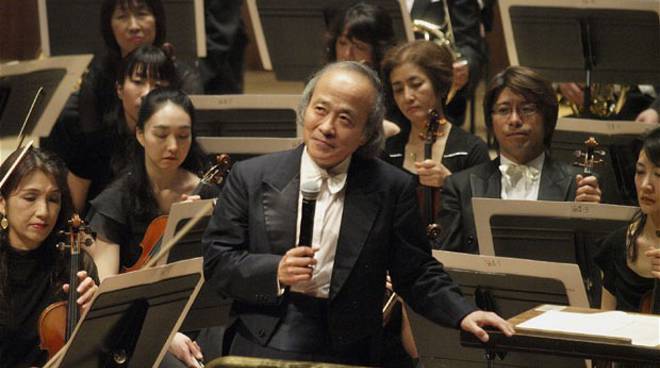 Tadaaki_Osaka_Con_La_Sapporo_Orchestra.jpg