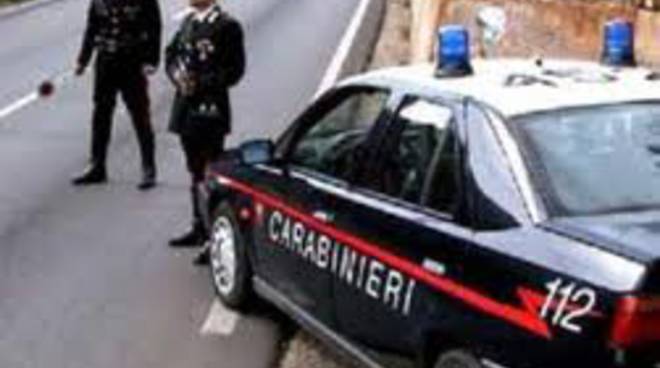 sorrento-controllo-merci-dai-carabinieri.jpg