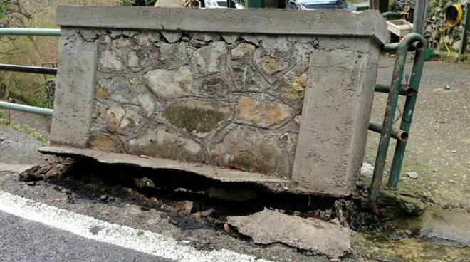 Positano_Muro_Sulla_Statale_Cede_Dopo_Un_Mese_Dai_Lavori.jpg