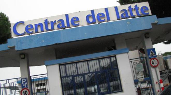 Centrale_Del_Latte_Rifondazione_No_Alla_Privatizzazione.jpg
