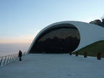 porting-ravello-auditorium-oscar-niemeyer-non-funziona-ascensore-disabile-rinuncia-al-cinema.jpg