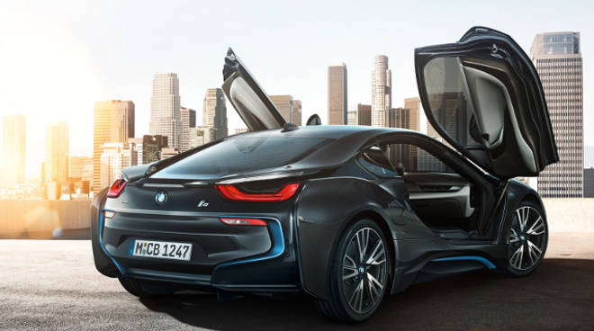 bmwi82.jpg