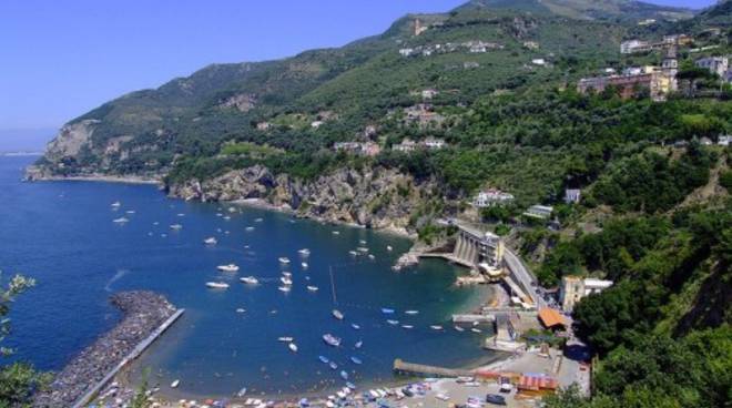 spiaggia-di-vico-equense.jpg