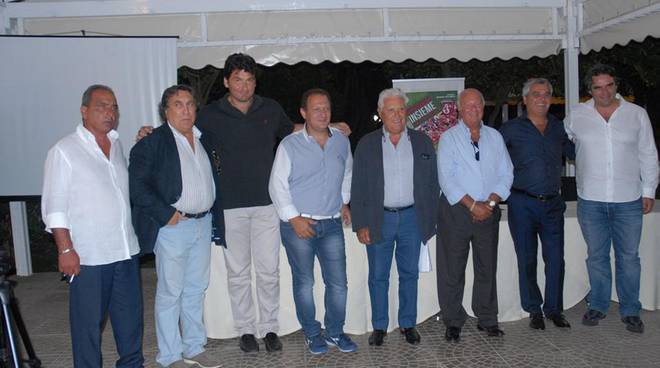 FC SORRENTO (FC SANT'AGNELLO) DIRIGENTI E SPONSOR.jpg