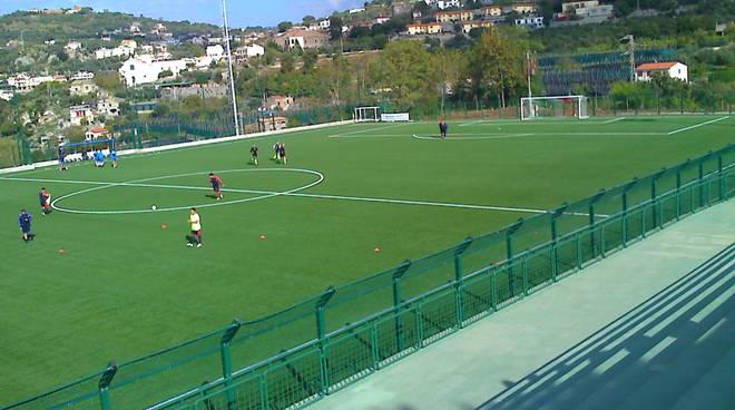 MASSA LUBRENSE STADIO CERULLI.jpg