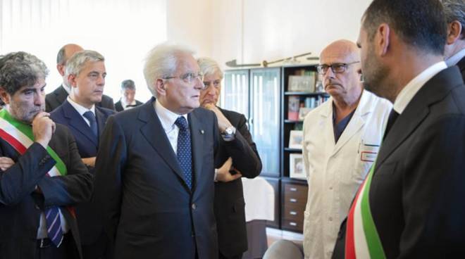 mattarella bari4.PNG