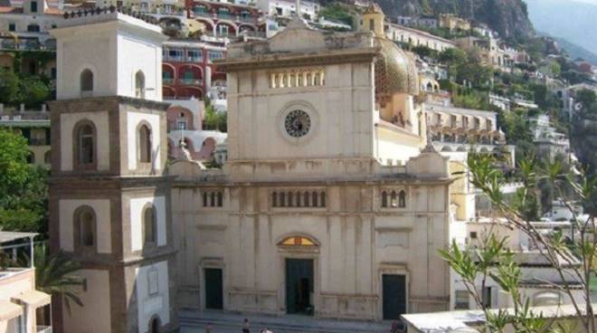 Chiesa-di-Santa-Maria-Assunta-Positano-600x450