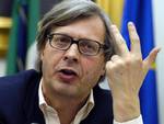 Troppo benessere per Sgarbi che perde il controllo