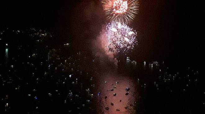 Positano i fuochi più belli quelli per la Madonna Assunta a Ferragosto