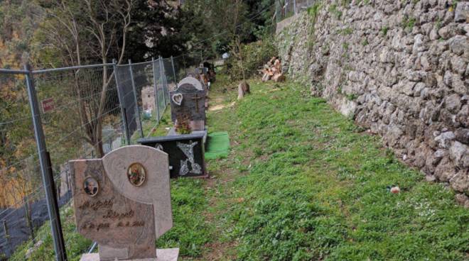 pogerola-cimitero-amalfi.jpg