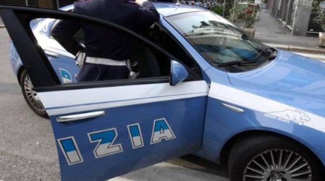 polizia3.jpg