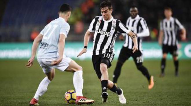 Dybala pazzesco gol alla Lazio e la Juve vince al 93