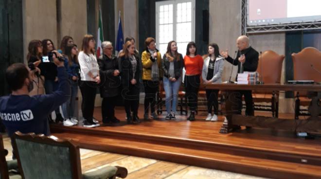 Il Liceo classico \"De Filippis-Galdi\" di Cava de\' Tirreni al Festival dell\'Italiano e delle Lingue d\'Italia di Siena