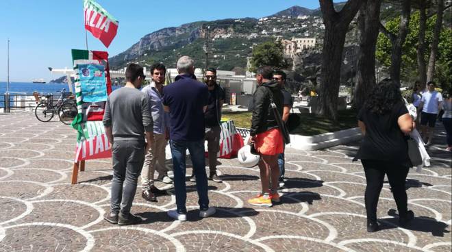 forza italia giovani gazebo mormile pellegrino