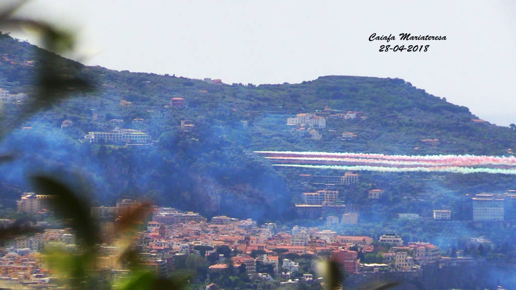 frecce-tricolori-a-sorrento-caiafa-mariateresa-3220240