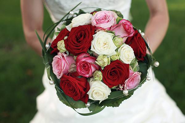 Le migliori 4 idee di ogni stagione per il tuo bouquet da Sposa