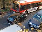 Vico Equense incidente sulla Statale a Torre Barbara scontro auto con Bus
