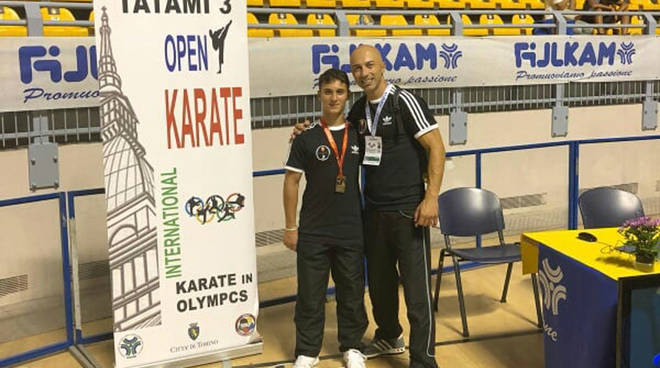 Antonio Cuomo si aggiudica il terzo posto all'International Cup Karate 2018