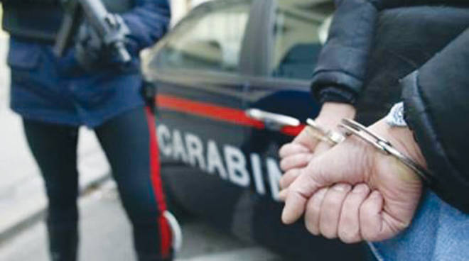 Giovane di Sant'Agnello arrestato a Vico Equense per detenzione e spaccio di cocaina