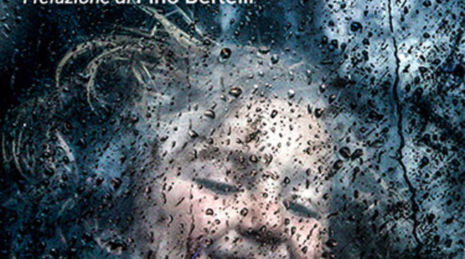 Cover - Maria Di Pietro “Guardami – fotografie -”.