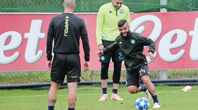 NAPOLI -PSG  FORZA RAGAZZI CON CORAGGIO E SENZA CALCOLI