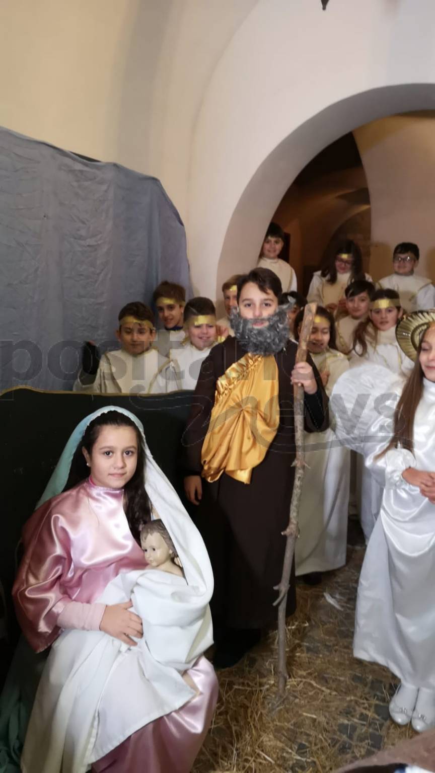 Presepe viventi degli alunni della Gemellia a Maiano Sant'Agnello