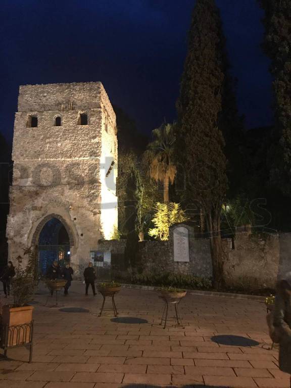 ravello-il-meraviglioso-albero-di-natale-in-piazza-duomo-3238434