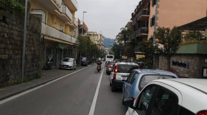 Sorrento - sant'agnello traffico