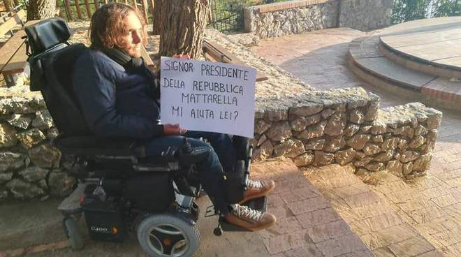 ANACAPRI: BARRIERE ARCHITETTONICHE - UN RAGAZZO DISABILE PORTA IN CAUSA IL COMUNE