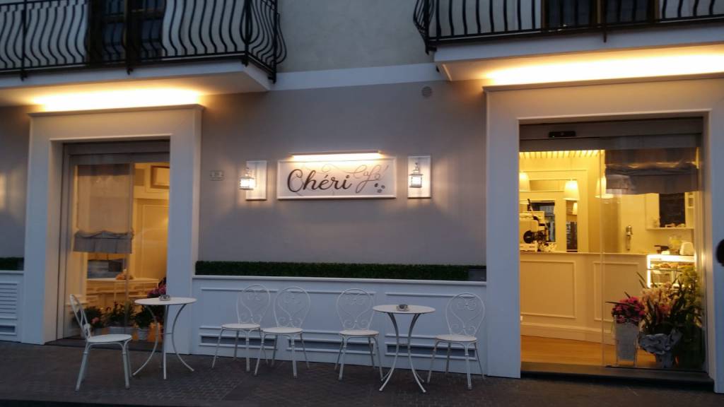 Cherì cafè