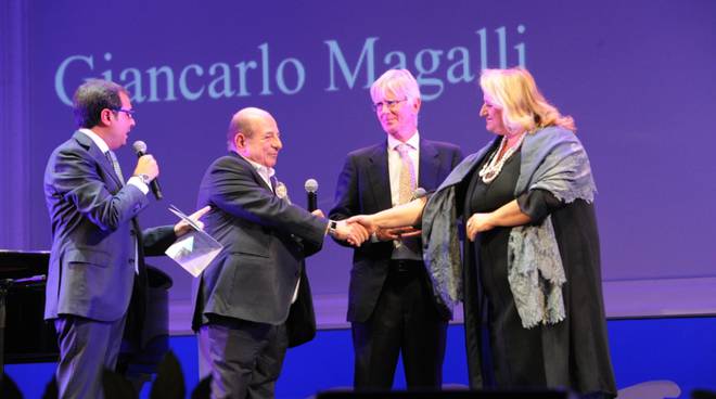 giancarlo magalli nella giuria del premio penisola 