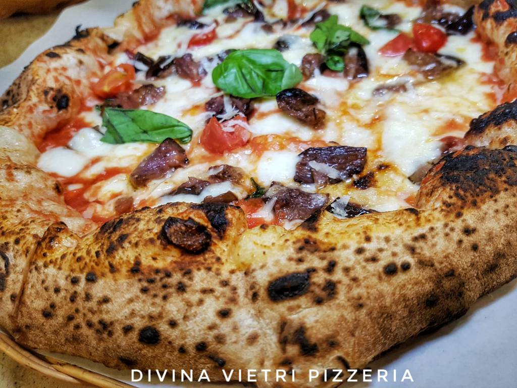 divina vietri pizzeria marinara