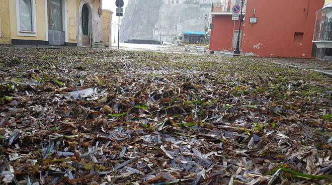 Mareggiata ad Ischia