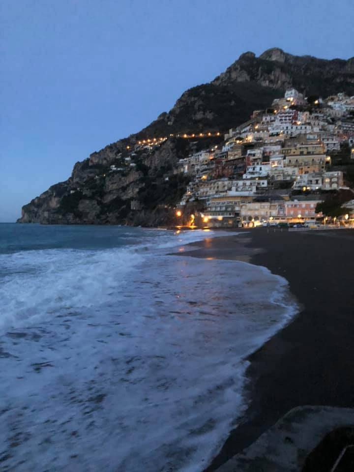 Una nuova alba a Positano. Le foto di Cristina D'Aiello