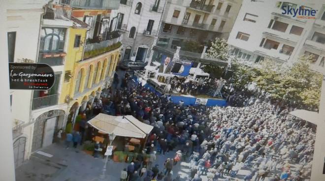 lega salvini piazza portanova salerno