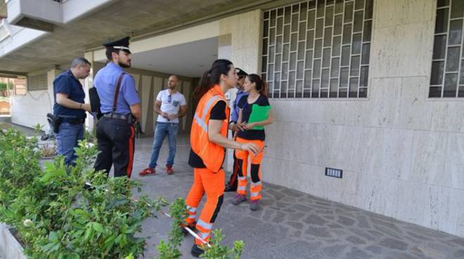 Roma, marito e moglie trovati morti: ipotesi omicidio-suicidio