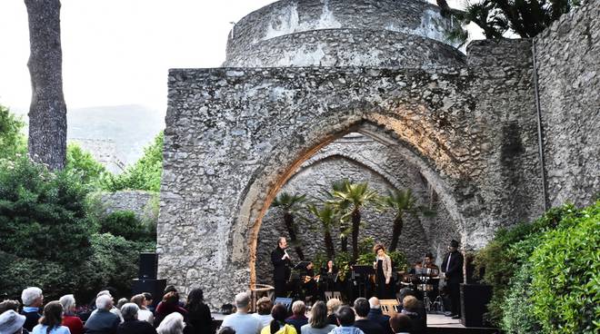 La voce protagonista a ‘La Meglio Gioventù’  Quattro concerti all’insegna del bel canto  Concerto all’alba già so