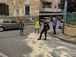 Piano di Sorrento: Macchia d'olio all'incrocio di via Bagnulo e via dei Pini. Pronto intervento di Peppe Coppola 