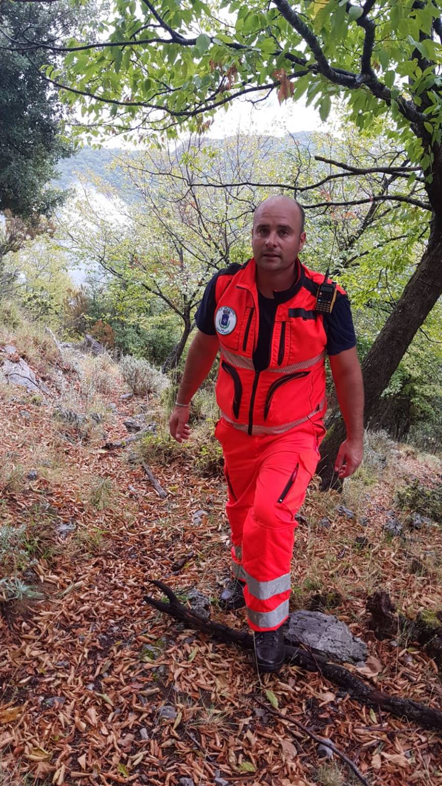 CRONACA CONDIVIDI SU FACEBOOK  2 Santa Maria dei Monti: preso contatto con la persona dispersa in zona Scala