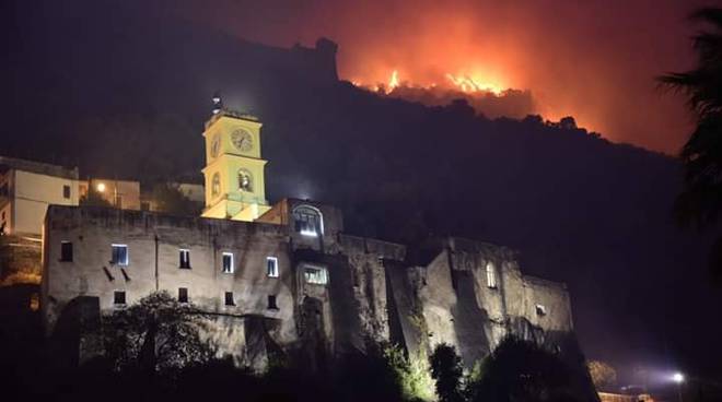 Incendio Sarno di Mario Annunziata