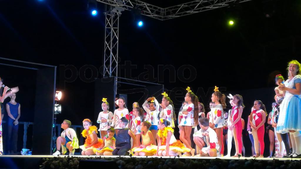 Positano. Lo spettacolo della scuola di danza di "Patty Schisa"