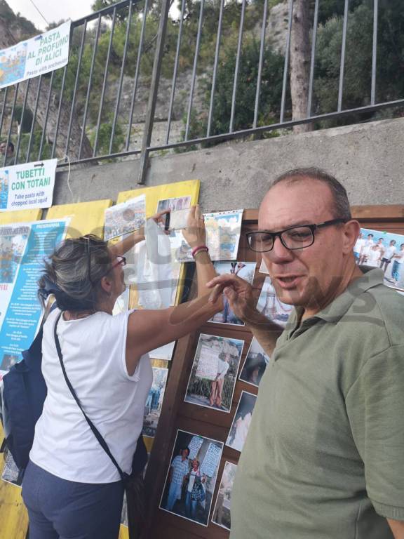 Positano. Preparativi per la Festa del Pesce