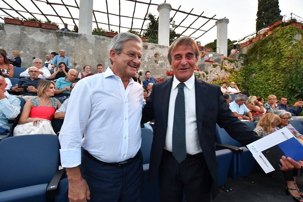 SANNIO FALANGHINA, PRESENTATA L’ETICHETTA DI MIMMO PALADINO AL RAVELLO FESTIVAL