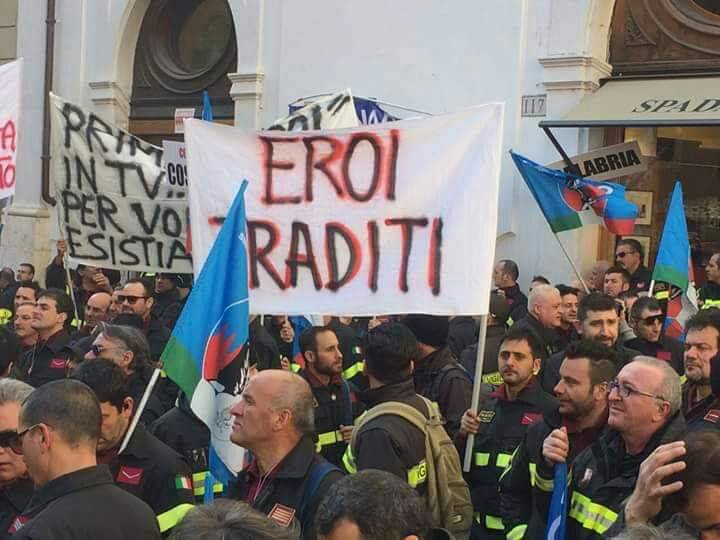 Anche i Vigili del Fuoco di Salerno protesteranno domani a Roma