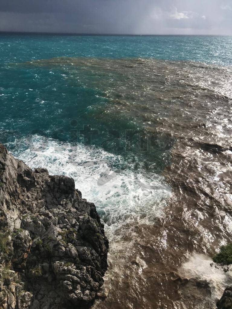 Costiera Amalfitana. Fiordo di Furore marron glacé: che succede?